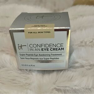 IT Cosmetics
Confidence in an Eye Cream Anti-Aging Peptide Eye Cream